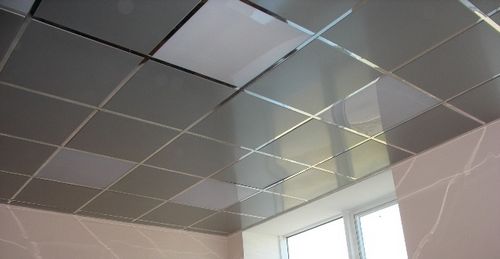 Алюминиевый кассетный потолок - особенности и преимущества
