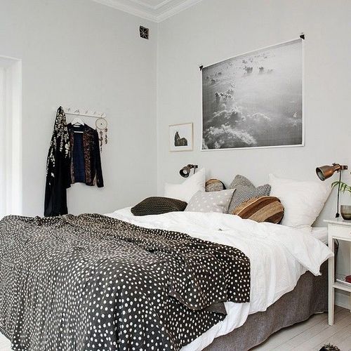 Дизайн маленькой спальни: 15 фото идей