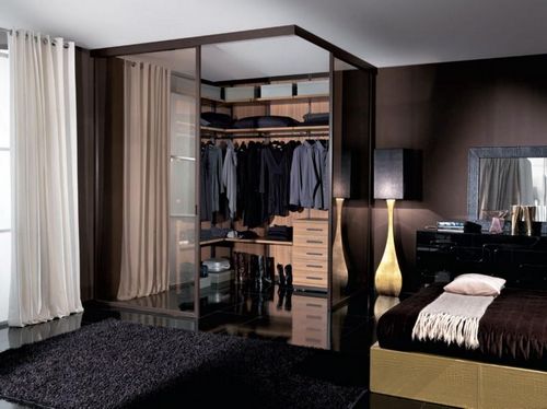 Дизайн спальни фото 15 кв. метров: интерьер реальный, прямоугольная планировка, гардеробная в гостиной комнате