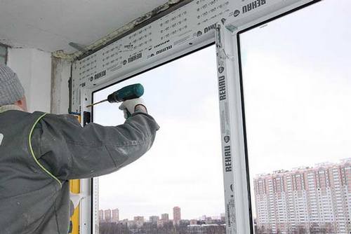 Инструкция по остеклению балконов пластиковыми окнами