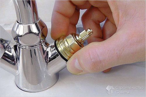 Как починить кран в ванной - починка смесителей для ванных комнатах