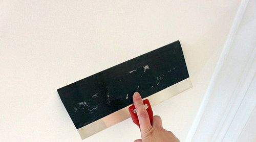Как покрасить потолок: фото, видео покраски потолка своими руками