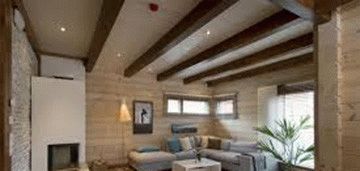 отделка потолка в деревянном доме фото