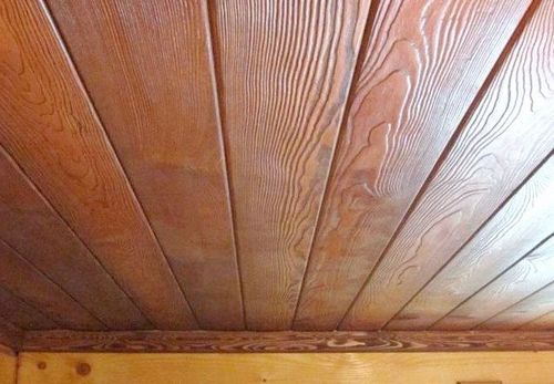Отделка потолка в деревянном доме: варианты оформления чем лучше обшить - гипсокартоном, вагонкой, видео и фото инструкция