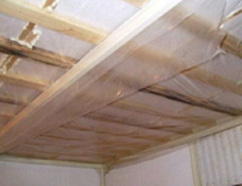 Пароизоляция потолка в частном доме - какой материал выбрать?