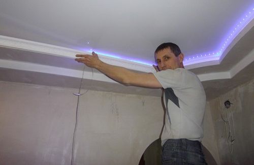 Подвесной потолок со светодиодной подсветкой: фото и видео