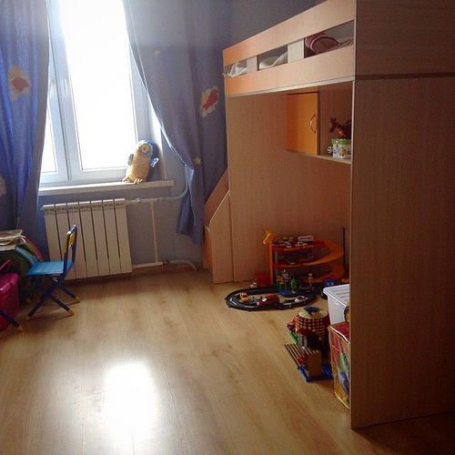 Шторы для детской комнаты: 20 фото