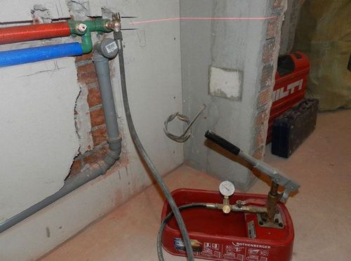 Опрессовка системы отопления – это испытание давлением, что это такое в многоквартирном доме, какое давление в трубах, для чего нужна опрессовка батарей