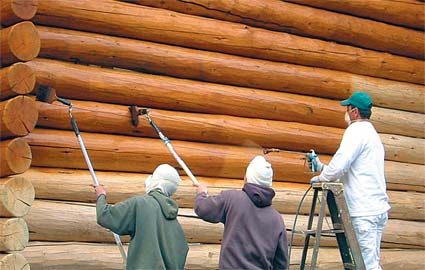 Как покрасить веранду дома и на даче: инструкция по отделке деревянных конструкций, видео и фото