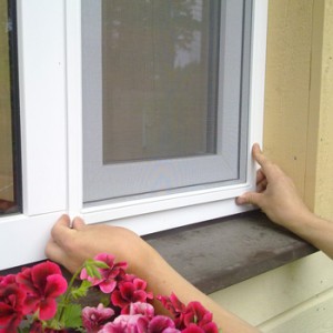 Москитная сетка на окно своими руками (пластиковое и деревянное)