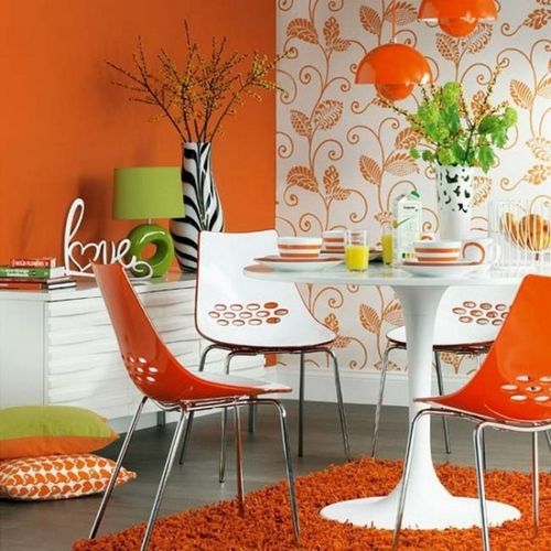Оранжевые обои для стен в интерьере кухни и спальни: инструкция по применению, видео и фото