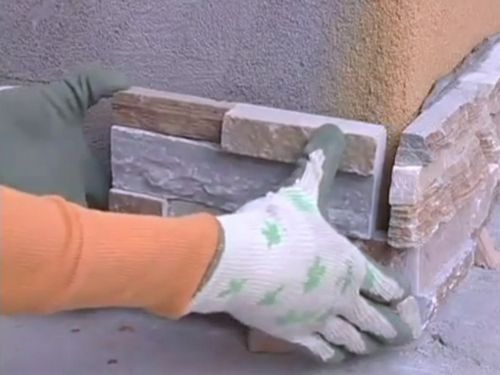Отделка цоколя искусственным камнем: видео-инструкция по монтажу своими руками, фото