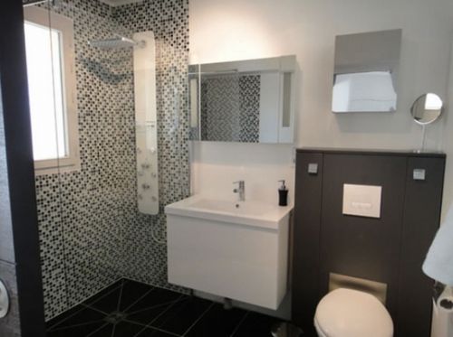 Планировка и дизайн для маленькой ванной комнаты площадью 3 м²
