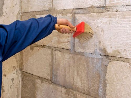 Подготовка к штукатурке стен: видео-инструкция по монтажу своими руками, особенности обработки поверхностей перед отделкой фактурными, декоративными, венецианскими составами, цена, фото