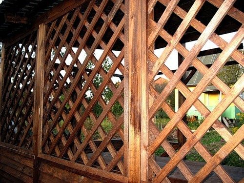 Беседки из сосны, поддонов, ротанга, оцилиндровки, дверей, лиственницы. Фото (беседка, фото) Беседки из сосны, поддонов, ротанга, оцилиндровки, дверей, лиственницы. Фото