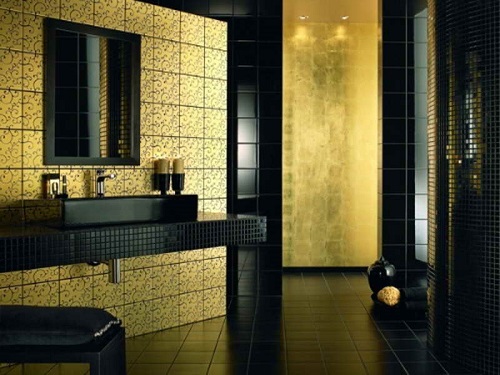 Черная плитка: настенное керамическое и кафельное глянцевое облицовочное изделие с золотом и блестками, текстура сланца