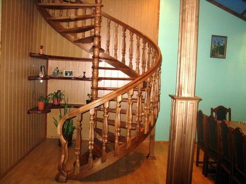 Деревянные лестницы: фото дерева, массива породы, лес и изделия, реставрация прямой декоративной лестницы