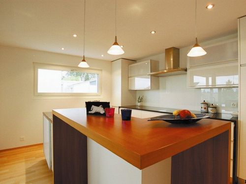 Дизайн потолков на кухне: натяжные и подвесные, низкие и высокие. Фото 
