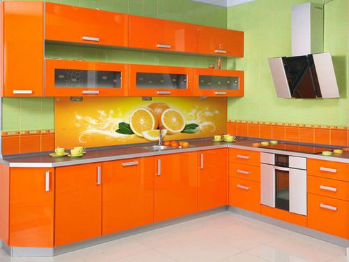 Дизайн стен на кухне современный и практичный: фото и видео