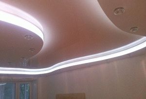 Двухуровневые натяжные потолки с подсветкой фото