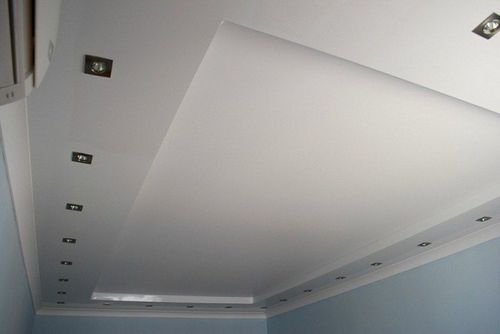 Двухуровневый потолок на кухне (70 фото): дизайнерский проект двухъярусного потолка (потолок, кухня, натяжной) Двухуровневый потолок на кухне (70 фото): дизайнерский проект двухъярусного потолка
