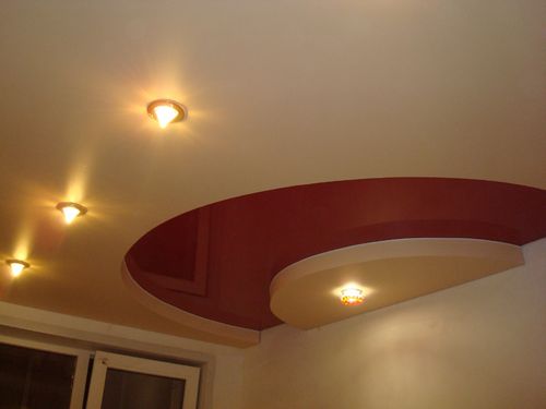 Двухуровневый потолок на кухне (70 фото): дизайнерский проект двухъярусного потолка