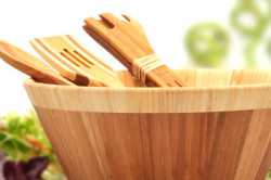 Интерьер кухни с бамбуковыми обоями: процесс их поклейки (фото и видео)