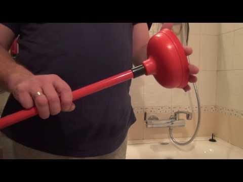 Как прочистить канализацию в квартире своими руками - видео