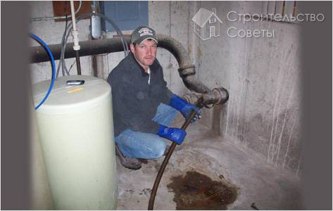 Как разморозить водопроводную трубу - размораживание водопровода