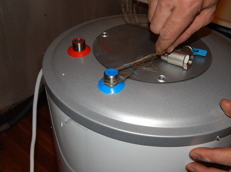 Как установить водонагреватель в ванной комнате: фото, видео инструкция