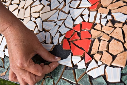 Керамическая плитка мозаика, панно, из битой керамики, орнаменты и цветовые решения
