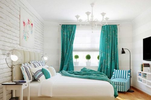 Красивый дизайн спальни в зеленых тонах, 26 ФОТО в интерьере, а также примеры бирюзовых спален и оливковых, выбор мебели и обоев, советы по сочетанию разных цветов