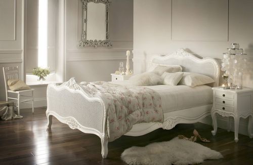 Кровати в стиле «прованс» (68 фото): цвет и декор, с элементами кантри, деревянная или кованая, обзор производителей