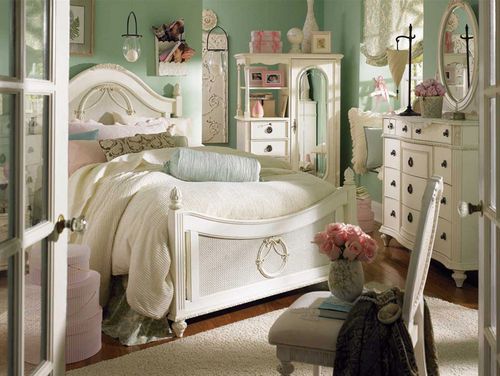 Кровати в стиле «прованс» (68 фото): цвет и декор, с элементами кантри, деревянная или кованая, обзор производителей