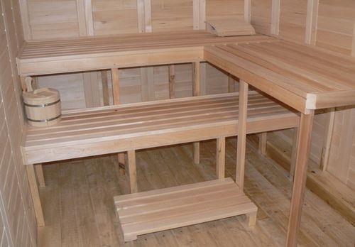 Мебель для бани своими руками: выбор древесины и изготовление