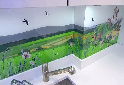 Пластиковые панели для кухни (70 фото): дизайн и отделка стеновых моделей, отделанные стены