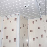 Подвесной потолок из пластиковых панелей ПВХ - фото интерьера