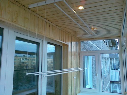 Потолочная сушилка на балкон для белья (80 фото): балконная и электрическая модели от Лиана и Gimi