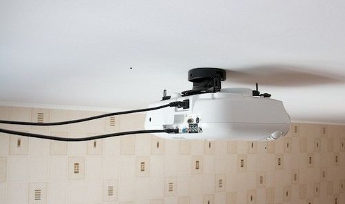 Потолочные кронштейны для проектора: монтаж и установка своими руками (проектор, потолок, кронштейн) Потолочные кронштейны для проектора: монтаж и установка своими руками