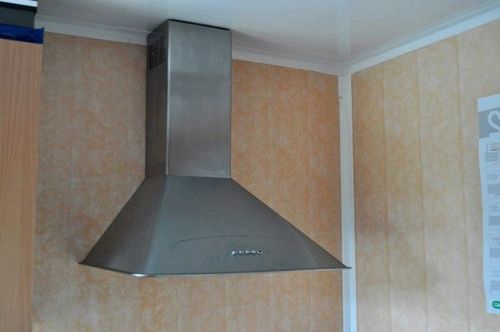 Потолок из панелей на кухне: отделка потолочным пластиком, своими руками, видео-инструкция, фото с подсказками (панель, потолок, пластиковый) Потолок из панелей на кухне: отделка потолочным пластиком, своими руками, видео-инструкция, фото с подсказками