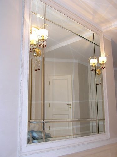 Рама для зеркала (37 фото): кованая рамка для зеркальца своими руками, как сделать конструкцию из дерева и потолочного плинтуса