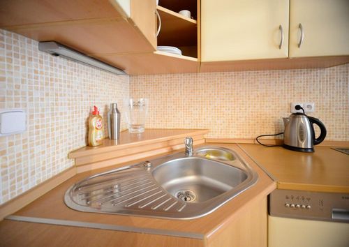 Размеры угловых моек для кухни (76 фото): кухонный шкаф для тумбы из нержавейки
