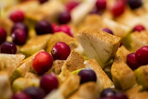 Рецепт шарлотки классической: пошаговый с фото, традиционный пирог с яблоками в духовке, простой рецепт в мультиварке со сметаной, видео