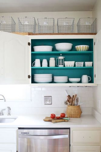 Шкаф для посуды на кухню (63 фото): кухонный посудный шкаф, полка, витрина и решетки для шкафа
