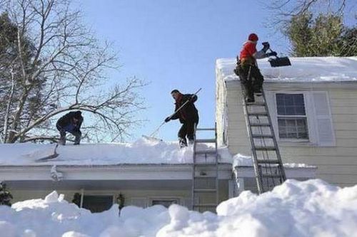 Скребок для уборки снега с крыш