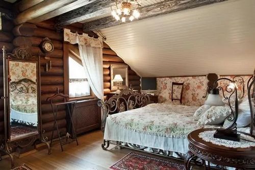 Спальня в деревянном доме (69 фото): дизайн интерьера на даче, примеры обстановки в бревенчатом строении из бруса и сруба, как оформить своими руками (спальня, кровать) Спальня в деревянном доме (69 фото): дизайн интерьера на даче, примеры обстановки в бревенчатом строении из бруса и сруба, как оформить своими руками