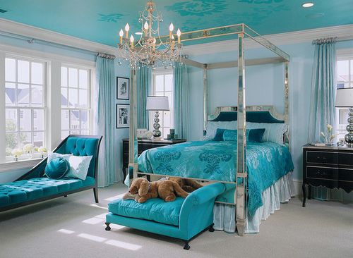 Спальня в голубых тонах (70 фото): дизайн интерьера в коричнево-голубом и нежно-голубом цвете