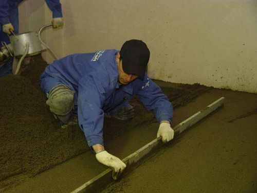 Чем покрыть бетонный пол в гараже - выбор отделочных материалов