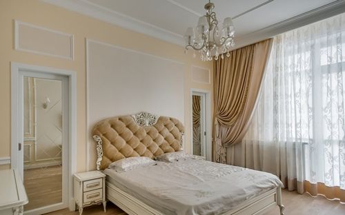 Дизайн спальни в классическом стиле. Интерьер спальни.