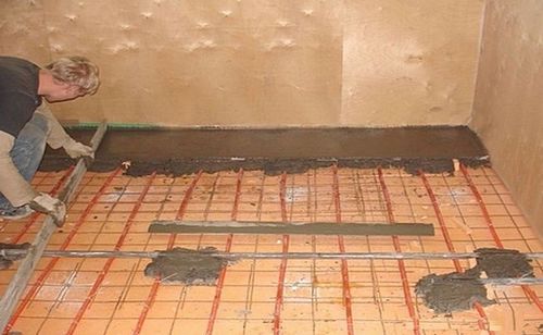 Как выровнять бетонный пол: основные технологии